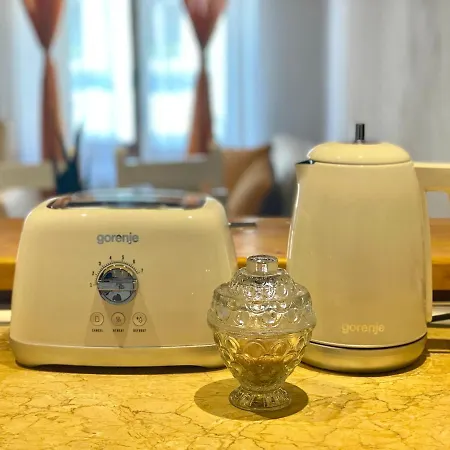 Charming - Heart Of Poarta Schei *