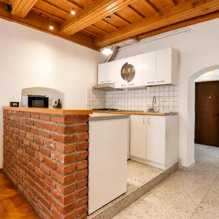 Charming - Heart Of Poarta Schei Apartment