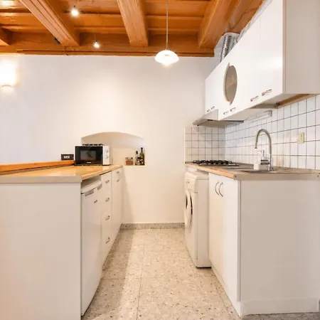 Apartment Charming - Heart Of Poarta Schei *